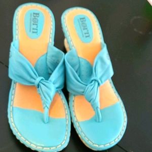 Born teal wedges